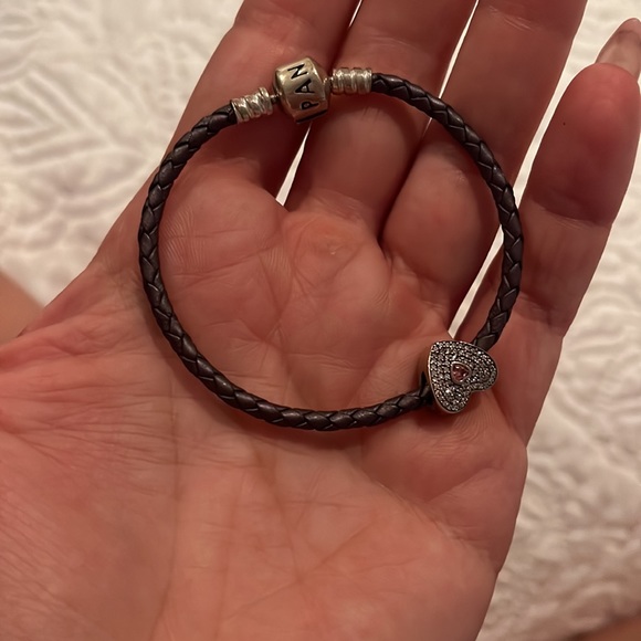 Leather Pandora Bracelet and charm set - Picture 3 of 3